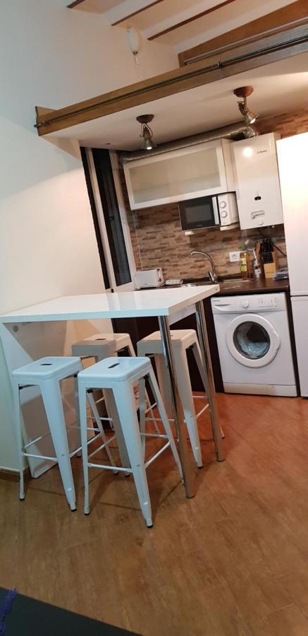 Magnifico Apartamento Tipo Duplex En Triana Севилья Экстерьер фото