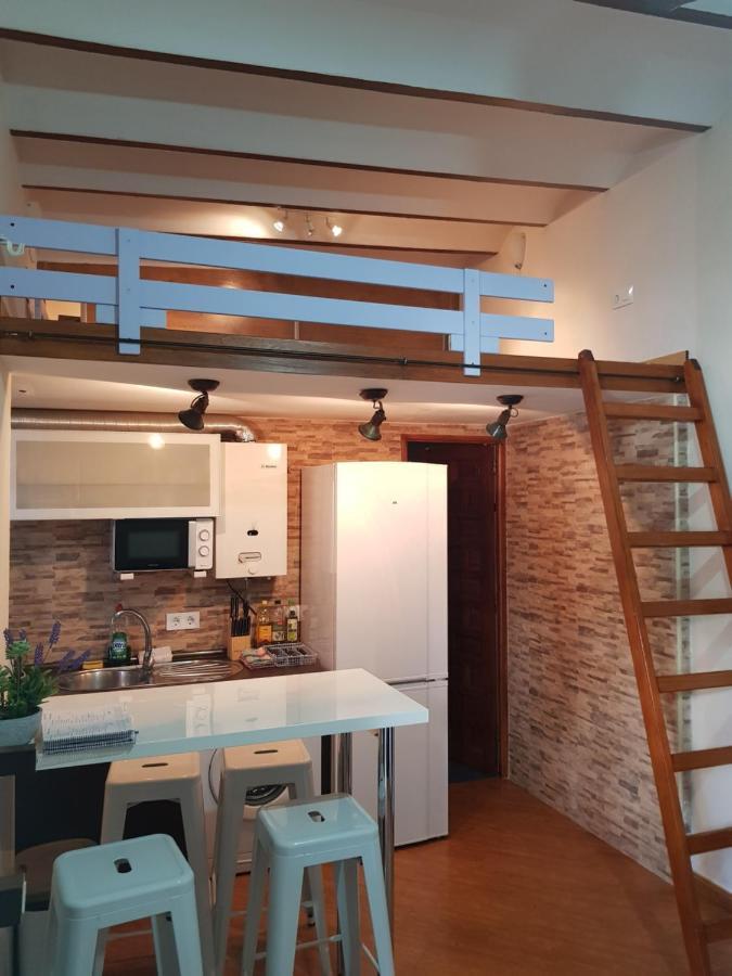 Magnifico Apartamento Tipo Duplex En Triana Севилья Экстерьер фото