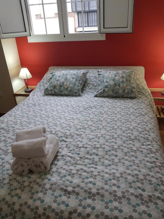 Magnifico Apartamento Tipo Duplex En Triana Севилья Экстерьер фото