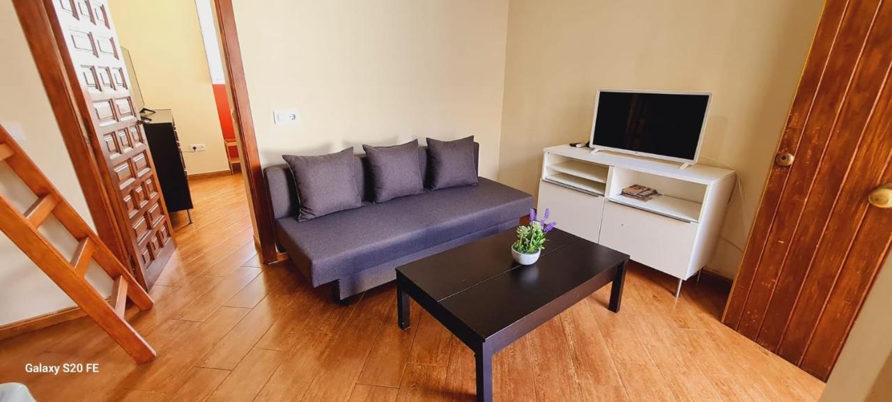 Magnifico Apartamento Tipo Duplex En Triana Севилья Экстерьер фото